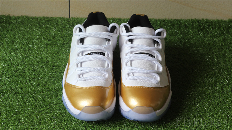 Air Jordan 11 Low Metallic Gold